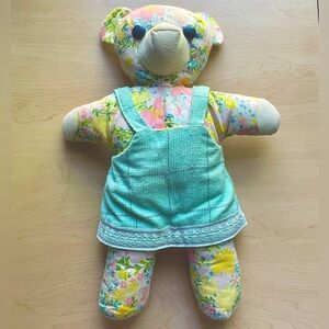 Vintage floral bear